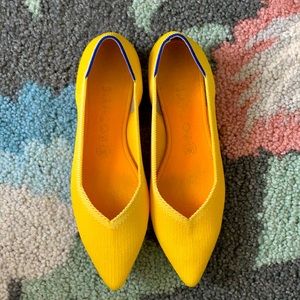 Mustard yellow Rothy’s